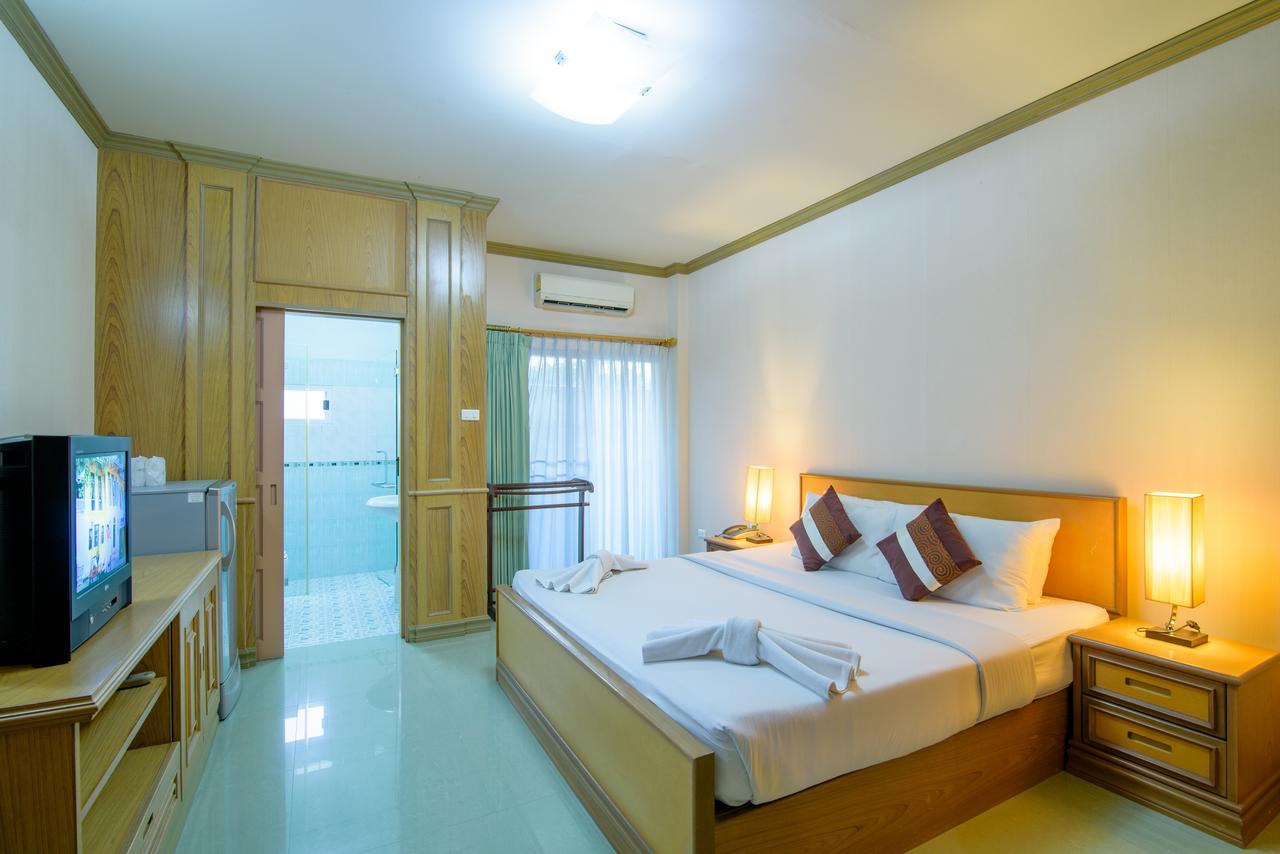 Hua Hin Condotel & Resort Taweeporn Exterior photo